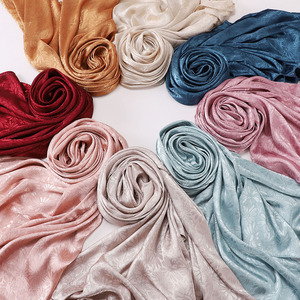 Nuovo Design: <span class=keywords><strong>Sciarpa</strong></span> Lunga in Seta Sintetica Jacquard per Donne Musulmane Malese, Copricapo Femminile - Product Image 4