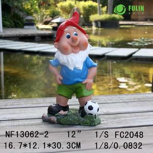 Top Selling resin <strong>garden</strong> figure funny sports <strong>gnome</strong> football <strong>gnome</strong> - Product Image 6