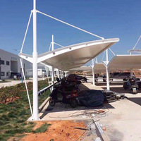 Pérgola Moderna y Sencilla de Acero Gris con Techo Retráctil Manual de Doble Brazo para 3 Autos, Garaje con Sombra para Estacionamiento