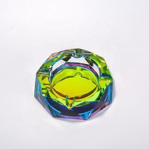 ที่เขี่ยบุหรี่คริสตัลเคลือบกระเป๋ากระจกสีรุ้งขนาดใหญ่แปดเหลี่ยมบุหรี่ - Product Image 4