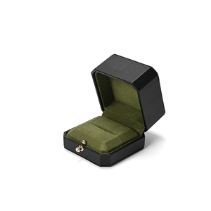 FANXI. Venta al por Mayor de Cajas de Joyería Modernas Octogonales de Cuero PU, Caja Organizadora de Anillos de Microfibra Personalizada de Lujo - Product Image 3