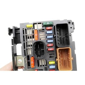 Boîtier de commande BSM sous le capot OE 9807028580 9809742780, boîte à fusibles R02/R19 pour Citroën C4 C6 PICCASO <span class=keywords><strong>Peugeot</strong></span> 407 5008 RCZ - Product Image 5