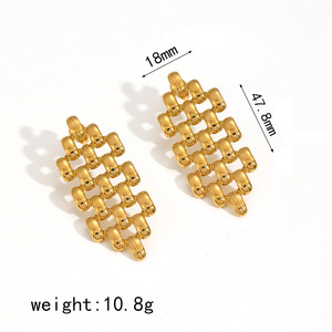 ต่างหูทรงเรขาคณิตแบบห้อยทำจากสแตนเลสสีเงินทองของ TE60176 - Product Image 5