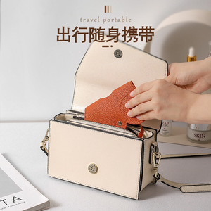 Estuche para gafas de sol y anteojos, funda portátil de cuero resistente a los arañazos con forma de mariposa - Product Image 3