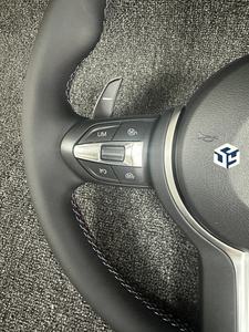 <span class=keywords><strong>Volante</strong></span> Deportivo de Cuero y Fibra de Carbono para X3 <span class=keywords><strong>M</strong></span> con Pantalla LED y Color Personalizado - Product Image 4