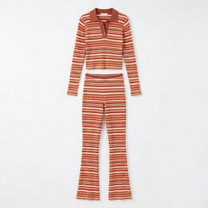 Set Personalizzato da Donna in Maglia Leggera, Morbido e Traspirante, Elegante Completo Casual in Due Pezzi, Outfit Invernale in Nylon/Cotone - Product Image 1