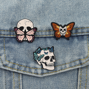 Gothic bướm Skeleton Trâm men pins Halloween Punk hộp sọ Thiết kế kim loại ve áo phù hiệu đồ trang sức bán buôn - Product Image 1