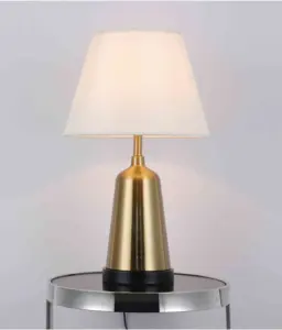 Прямая поставка с завода, классическая настольная лампа черного и золотого цвета для спальни и гостиной