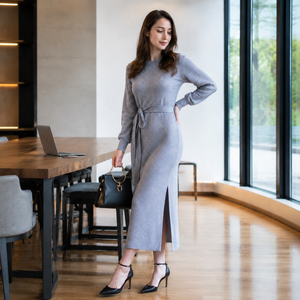 เดรสไหมพรมทรงเข้ารูปผูกเอว ความยาวปานกลาง สีเทาเฮเธอร์ คอทรงกลม แขนยาวพองฟู ลายทางแนวตั้ง ระบายอากาศได้ดี - Product Image 3