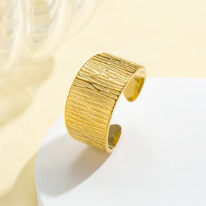 Bracelet géométrique ouvert en acier inoxydable 2025 à la mode pour les femmes plaqué or 18 carats bijoux de mode réglables vêtements quotidiens en gros - Product Image 3