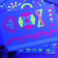 Pegatina fluorescente Luminoso Tatuajes temporales Pegatinas UV Resplandor Fluorescente Toro Tatuaje Impermeable para calcomanías de arte corporal