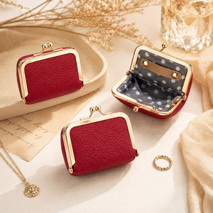 Sac à bijoux carré en cuir écologique Ele Queen, mini pochette portable à fermeture Kiss Lock avec doublure douce pour organiser les bijoux de voyage - Product Image 1