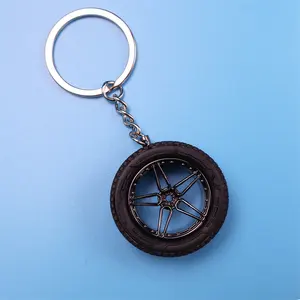 LLavero de neumático de rueda de coche creativo Mini llavero de coche piezas de coche llavero con llavero