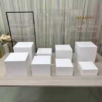 Cubes de nourriture verticaux personnalisés en usine Présentoirs acryliques de dessert de fête de mariage
