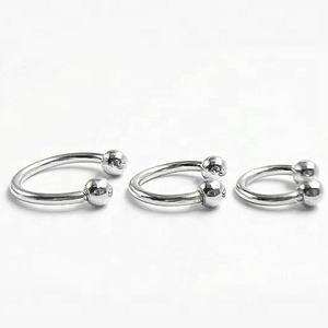 Vente en gros HIP HOP Barre circulaire 16G plaquée platine pour piercing de nombril, <span class=keywords><strong>tragus</strong></span>, homme, 1,2 mm, avec perle de 3 mm, barres en <span class=keywords><strong>fer</strong></span> à <span class=keywords><strong>cheval</strong></span> pour boucles d'oreilles - Product Image 3