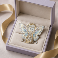 Broche en métal personnalisée en usine, motif papillon trou de serrure, émail dégradé bleu lavande, accessoire de costume
