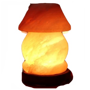 Lampe de table design, lampe en sel, fabriquée à partir de cristaux de sel de l'Himalaya 100% pur - Décoration d'intérieur sculptée Feng Shui par Sian Enterprises - Product Image 1