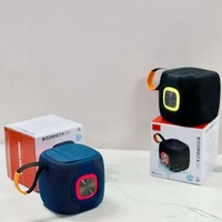 X900 Enceinte Audio Sans Fil Robuste et Étanche avec Cordon de Suspension, Subwoofer à Basses Puissantes, pour Activités Extérieures, Camping et Fêtes, Boîte de Vente en Gros