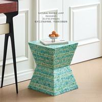 Table d'appoint de luxe en forme de sablier avec incrustation de nacre faite à la main, petite table basse en mosaïque de coquillages