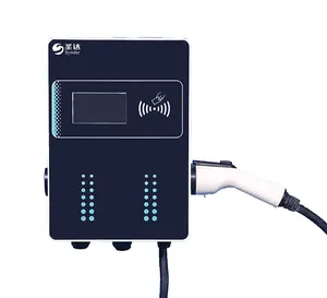 AC 230V Homeuse 7KW 32A tethered Electric Vehicle Charger type 2 EV Charging Station Wallbox EV Car Charger