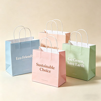 Sacs en papier kraft de Noël écologiques réutilisables de haute qualité, sacs cadeaux fantaisie avec poignées, approvisionnement en gros