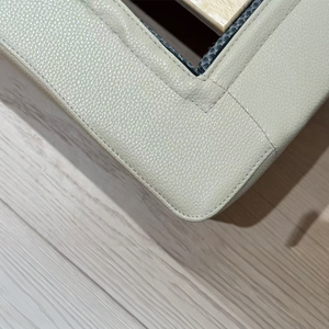 Lit King Size Moderne en Cuir Vonliva – Nouvelle Collection pour Hôtels et Appartements - Product Image 5