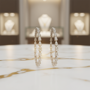 Orecchini a Cerchio con Diamanti Bianchi Champagne, Taglio a Pera, Montatura a Griffe, Gioielli di Lusso da Donna per Matrimonio - Product Image 2