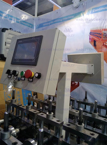 Máquina perfiladora de rodillos para montantes y rieles metálicos, línea de producción de estructuras de acero con canal en C, con motor y componentes principales de engranajes - Product Image 4