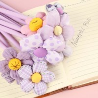 Stylo Gel Promotionnel O&Q en Gros, Mignon, pour Cadeau, Papeterie, avec Logo Personnalisé, en Caoutchouc et Tissu, Motif Fleur Magnifique, Style Luxe 0,5 mm
