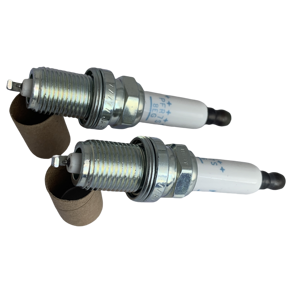 ของแท้4ชิ้นสำหรับ NGK Pfr7s8eg หัวเทียนเลเซอร์แพลตตินัมสำหรับ Audi A4 A5 TT สำหรับ Passat Golf Jetta น้ำมันใหม่ - Product Image 1