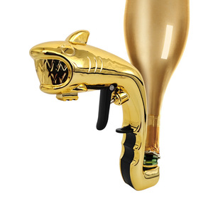 Nouveau pistolet à <span class=keywords><strong>Champagne</strong></span> Shark, distributeur de vin <span class=keywords><strong>Champagne</strong></span> <span class=keywords><strong>bouteille</strong></span> de <span class=keywords><strong>fontaine</strong></span>, pistolet de pulvérisation à main Simple pour Bar KTV fête de mariage à domicile - Product Image 1