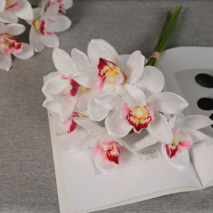 Ingrosso vero tocco Cymbidium <span class=keywords><strong>Orchid</strong></span> basso MOQ composizione floreale morbido PVC Cymbidium fiore fascio di orchidee artificiali - Product Image 3