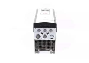 รับประกันแท้ ไดรฟ์อุตสาหกรรม มัลติดริฟไดรฟ์ 45KW ตัวแปลงความถี่ 3AUA0000108023 VFD ACS880-01-087A-3 - Product Image 2