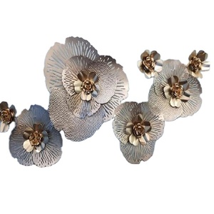 Gold <b>Leaf</b> <b>Wall</b> <b>Decor</b> - Product Image 1