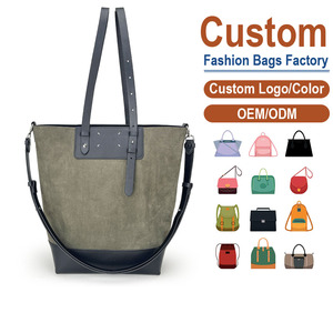 Sac à bandoulière en cuir pleine fleur et daim – Finition mate, durable et résistant à l'usure |   Les rivets métalliques renforcent le fermoir - Product Image 1