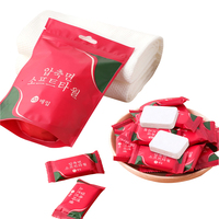 Fabricants de mouchoirs en papier Essuyage à la main Tablette de personnalisation Serviette de voyage blanche compressée Serviette de visage en coton jetable humide et sec
