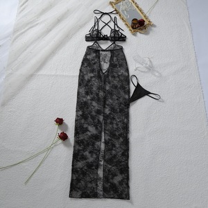 Robe longue en dentelle à bretelles croisées, style lingerie, avec découpes et transparence, noire, tailles S-L - Product Image 6