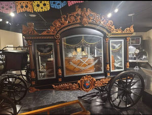 Carroza Fúnebre Eléctrica de Lujo con Ataúd de Cristal de Color Personalizado para Venta al por Mayor a Funerarias Globales - Product Image 5