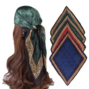 Wholesale of 90 square scarves and scarves with a new fashionable European and American leopard print pattern and pleated satin