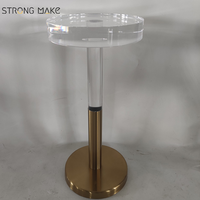 Nouvelle table d'appoint ronde au design moderne, table de chevet en acrylique transparent avec base en laiton doré, table basse en acrylique