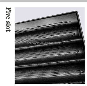 Teglie Monouso per <span class=keywords><strong>5</strong></span> Baguette, Vassoi Forati per Forno, Stampo in Metallo per Baguette Francesi, Teglie in Alluminio per Cottura - Product Image 5