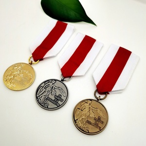Medallas de Oro de 1.5 Pulgadas para Correr para Todas las Edades/Premios de Participación con Cinta para el Cuello de 15.3 Pulgadas para Deportes, Torneos y Competiciones - Product Image 5