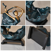 Meuble TV haut de gamme Creative Dancer avec plateau de décoration artistique élégant, porte-bouteilles et accessoires de bar pour la décoration de fête, emballage en carton