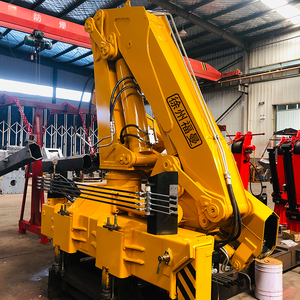 Grue à flèche hydraulique FUMAN de 10 tonnes montée sur camion pour la manutention industrielle - Product Image 5