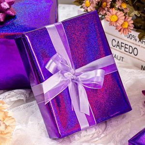 กระดาษห่อของขวัญลายเลเซอร์สีสันสดใส เหมาะสำหรับงานเลี้ยงฉลองทารก วันวาเลนไทน์ วันแม่ วันคริสต์มาส และงานวันเกิด - Product Image 5