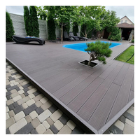 Planche de terrasse composite WPC antidérapante, écologique, au design moderne, aspect bois, étanche, installation par clipsage, pour jardin extérieur