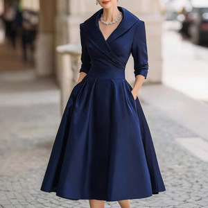 Nuovo Abito <span class=keywords><strong>Lungo</strong></span> Elegante da Donna Europeo e Americano 2025 in <span class=keywords><strong>Raso</strong></span> a Vita Alta Snellente Antistatico - Product Image 2