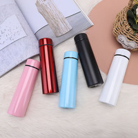 Vente directe d'usine Thermos en acier inoxydable avec affichage de la température Bouteille d'eau intelligente numérique Bouteille de boisson pour la salle de sport