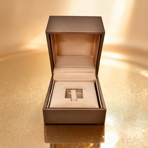 Caja de joyería de marca directa de fábrica para mujer, embalaje de regalo de lujo, caja para colgante, brazalete, pendientes y anillos, juego completo con accesorios. - Product Image 1