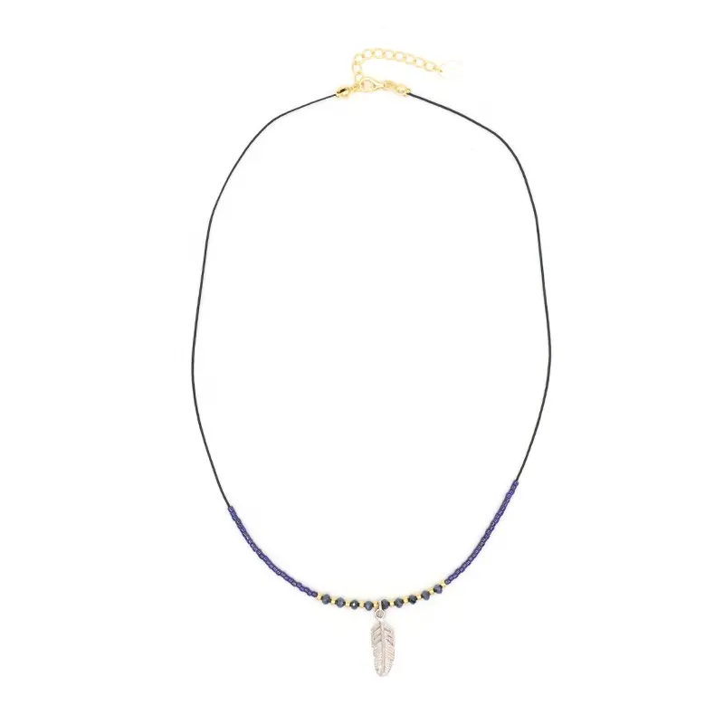 Individuelles OEM Großhandel chinesische Fabrik Herstellung handgefertigt vergoldet Naturstein Perlen Kreuz Anhänger Halskette für Damen